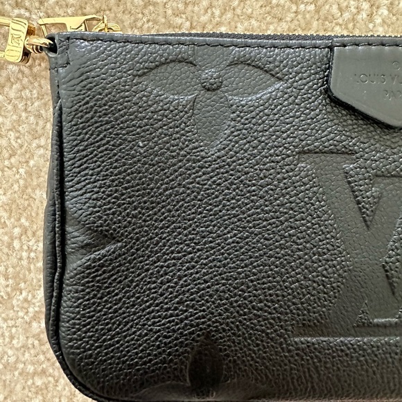 Louis Vuitton Empreinte Multi Pochette (Small Pouch) - Picture 7 of 15
